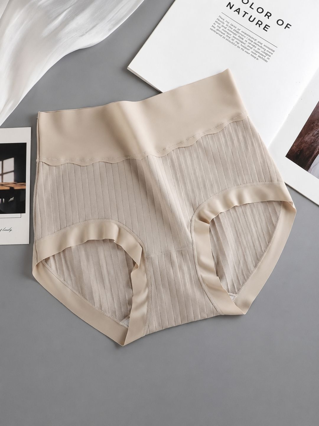 Culotte taille haute lignes